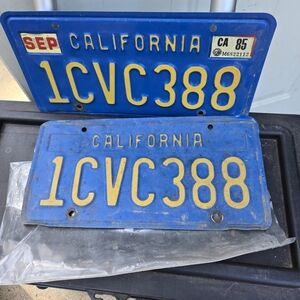 Matching 1980s Blue And Yellow CA Plates